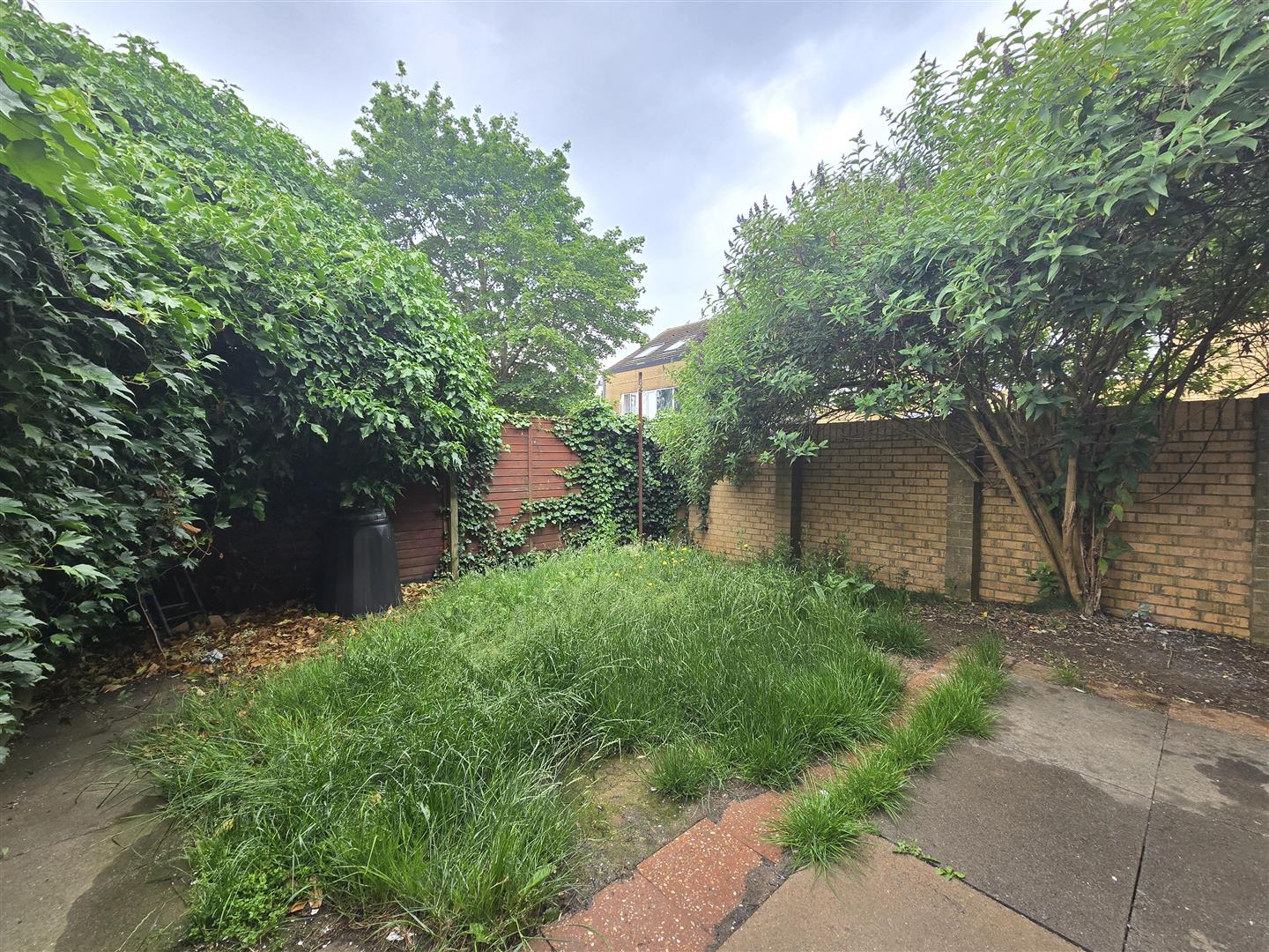 South Ninth Street, Milton Keynes